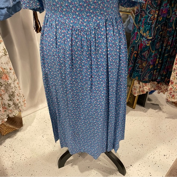 Vintage blue floral retro 60’s-70’s dress lace pockets midi milkmaid prairie - Picture 4 of 15